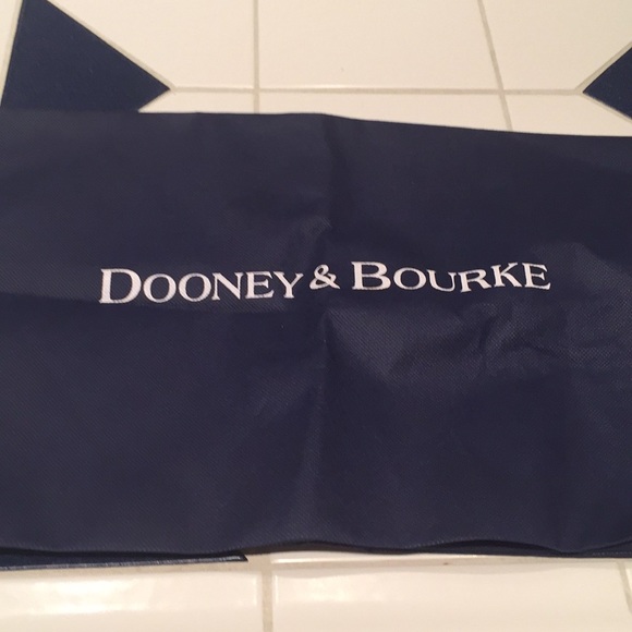 Dooney and Bourke purse - Picture 7 of 8